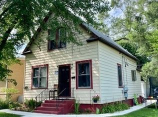 1304 20th St, North Chicago, IL