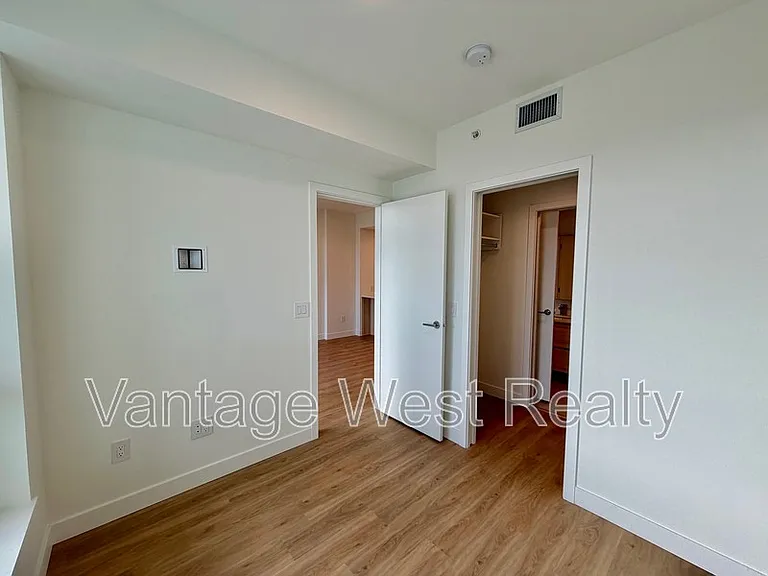 1626 Water St #2403 — Photo 12