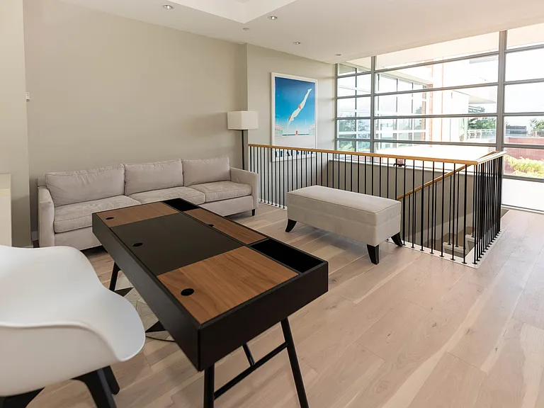 1163 Cordova St W — Photo 26