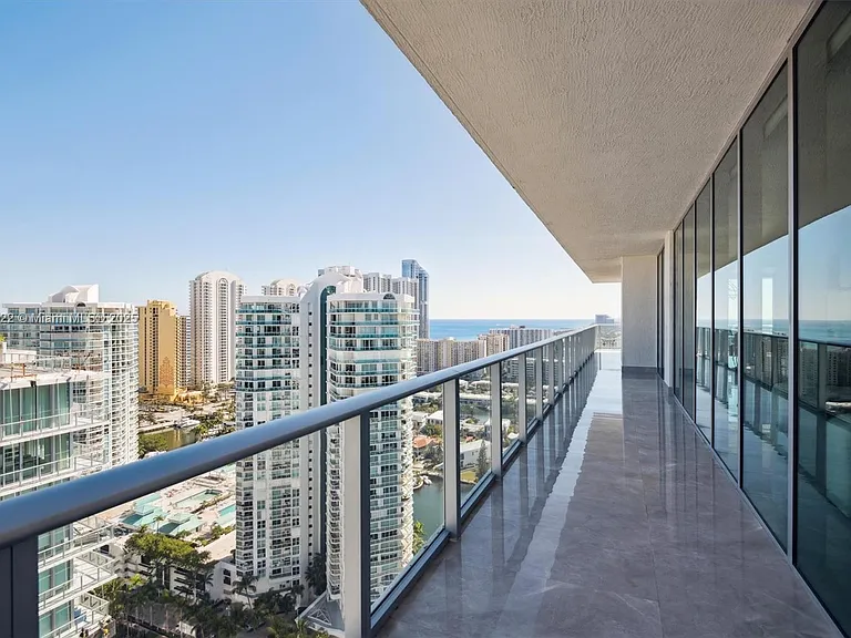 330 Sunny Isles Blvd #5-UPH04 — Photo 48