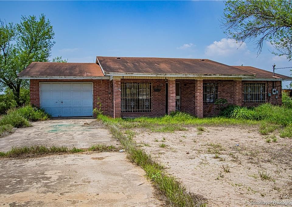1st image of 876 La Cuchilla St