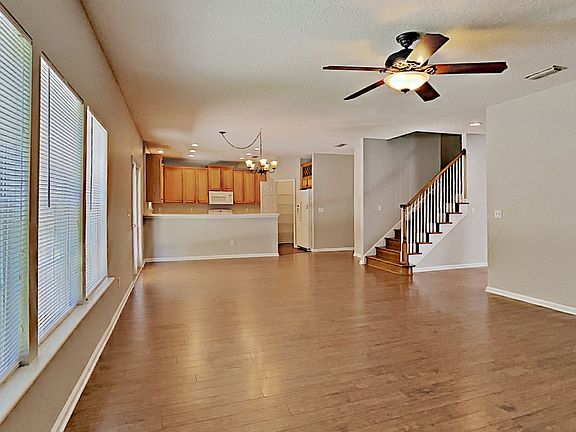 5th image of 540 Hardeeville Ct