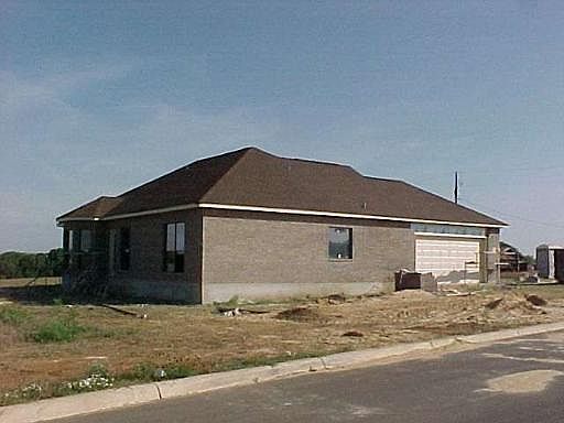 2nd image of 705 CREST VIEW