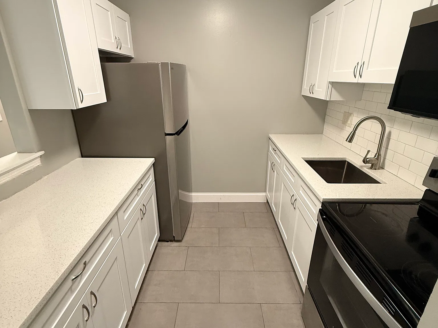 1 bed, 800 sqft, $1,450 — Photo 2
