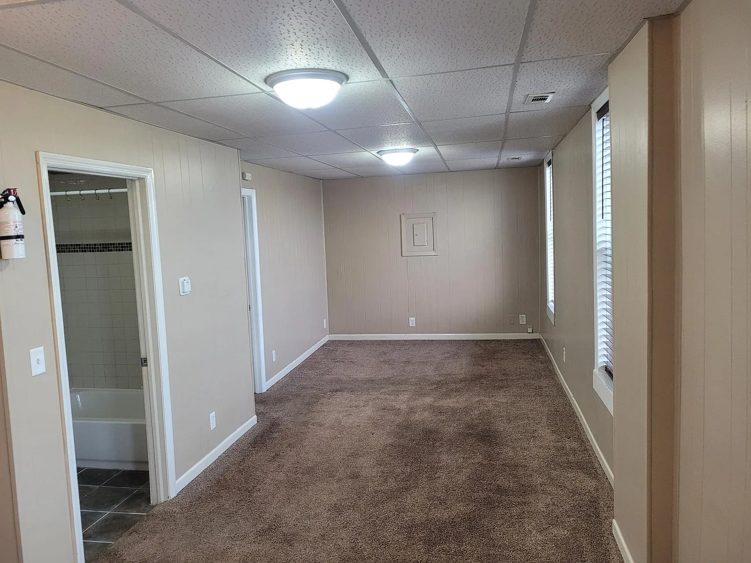 1 bed, 350 sqft, $525 — Photo 2