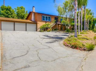1328 Winter Haven Rd, Fallbrook, CA 92028