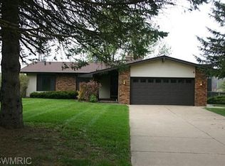 16185 Division Dr, Marshall, MI 49068