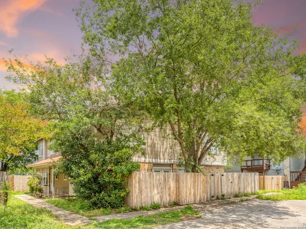 5224 Meadow Field, San Antonio, TX 78250