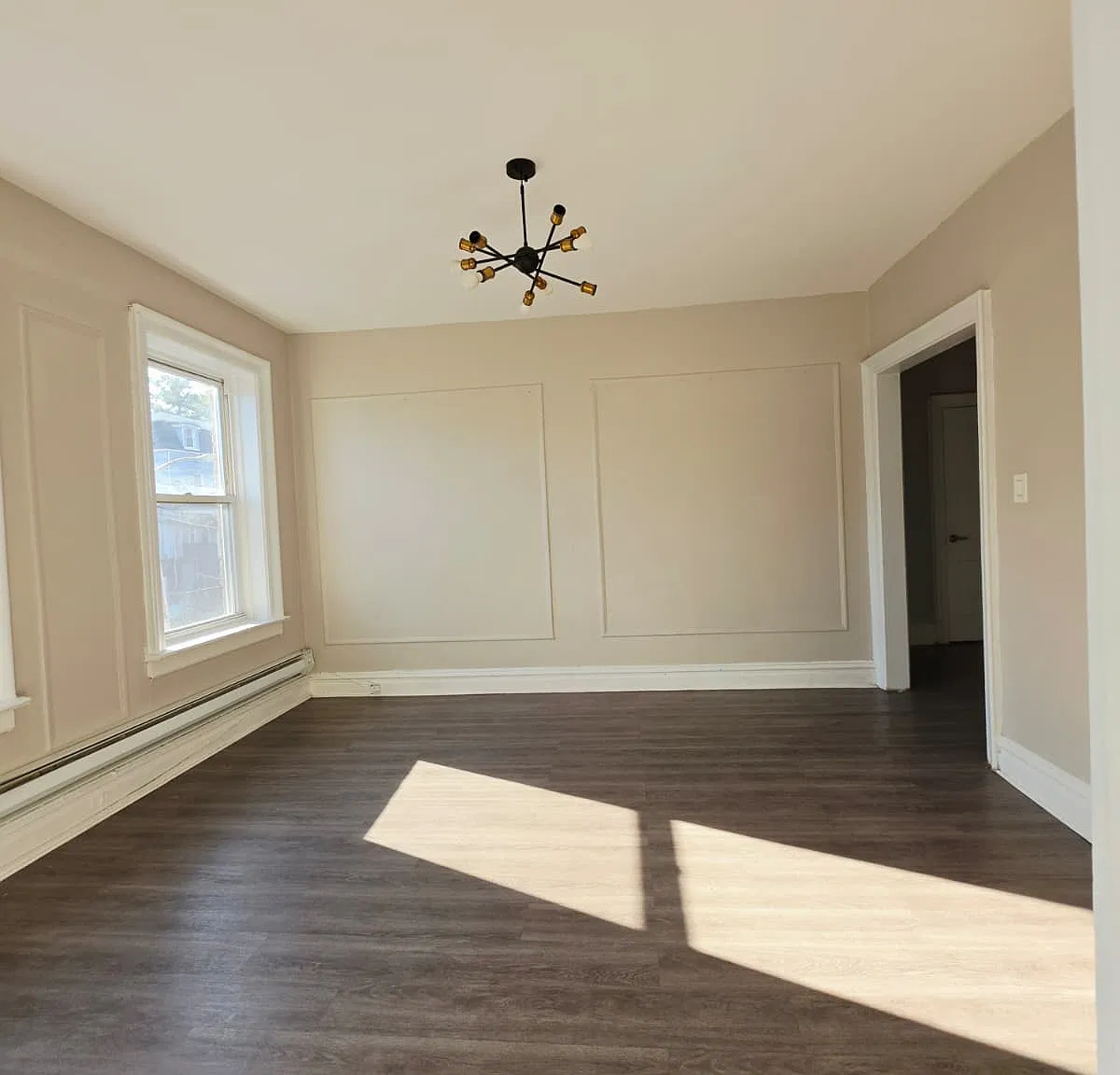 3 bed, 1000 sqft, $2,000 — Photo 3