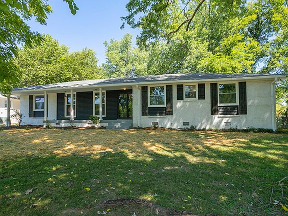 2nd image of 629 Atlanta Dr