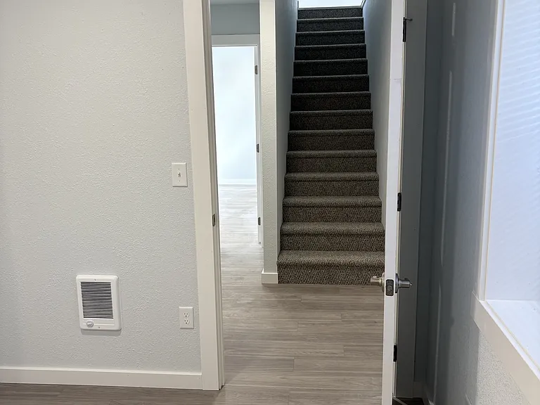 421 E Glendale St #1 — Photo 20