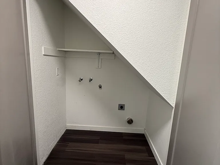 1002 Ash St #1032 — Photo 5