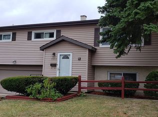 962 S Harvard Ave, Addison, IL 60101