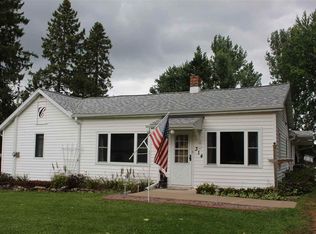 314 W Begley St, Greenwood, WI 54437