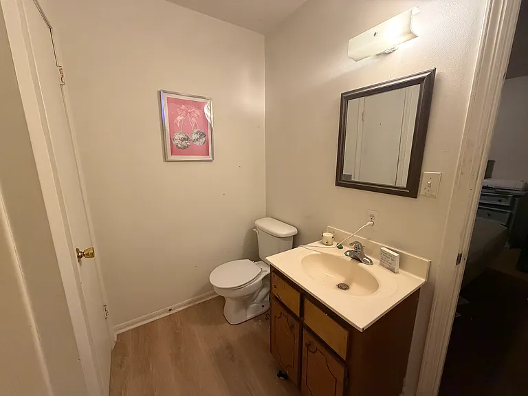102 Kenwood Dr — Photo 10
