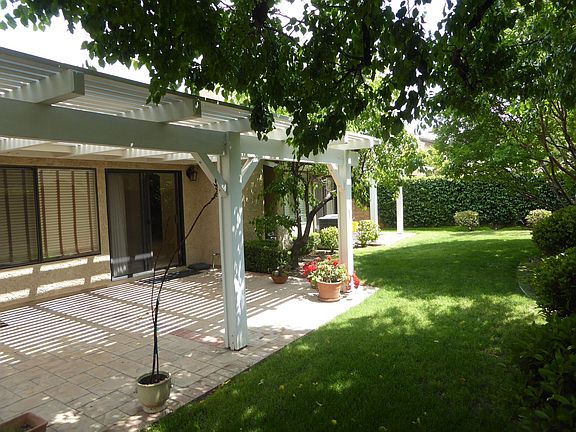 2nd image of 25745 Floral Ct