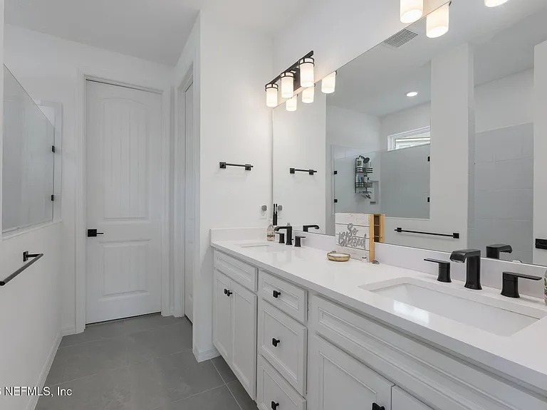 12464 Clapboard Bluff Trl — Photo 21
