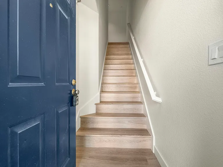 55 Donada Pl — Photo 3