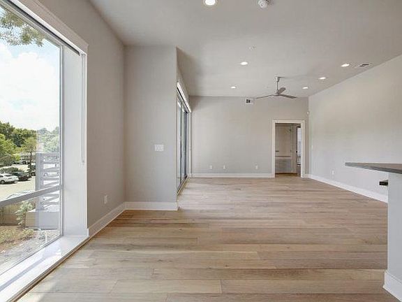 2nd image of 4525 Guadalupe St #206