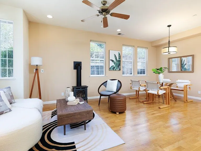 116 Goss Ct — Photo 9