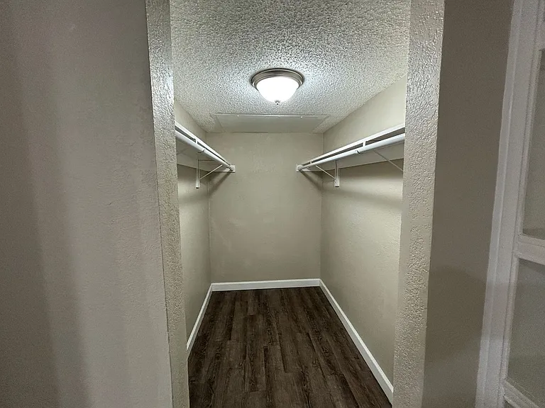 2128 Park Willow Ln #A — Photo 13