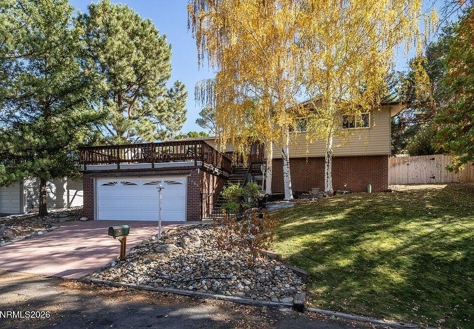1st image of 3860 Tannenbaum Way