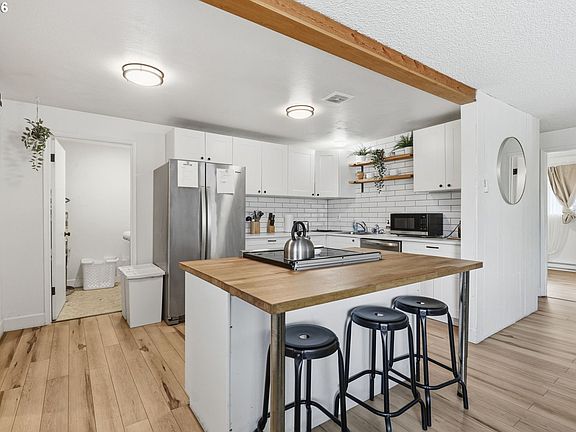 4th image of 1507 E 32nd St