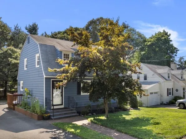 115 Wayland Street, North Haven, CT 06473