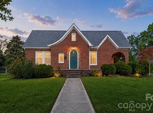 552 Hyde Park Dr NE, Concord, NC 28025