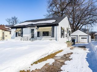 708 16th St N, Moorhead, MN 56560