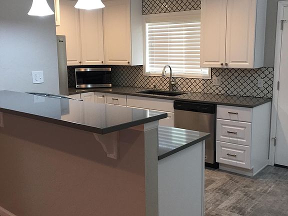 Quartz Counters, Shaker Cabinets