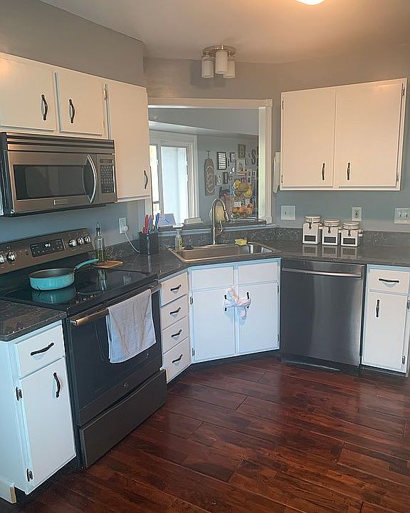 1st image of 322 Seton Hall Ct