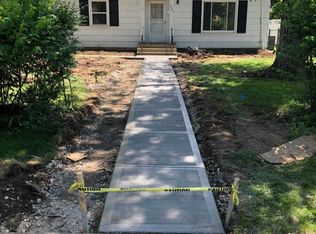 2207 Harwitch Rd, Columbus, OH 43221