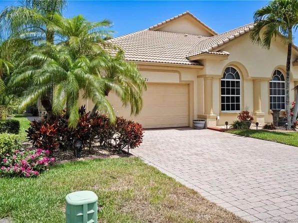 871 NW Red Pine Way, Jensen Beach, FL 34957