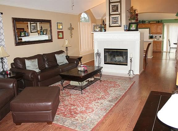 4th image of 1556 Shannon Dr
