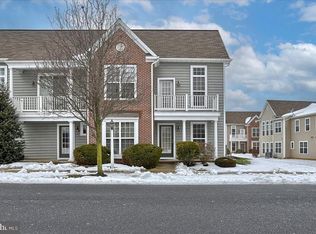 735 Stag Ct, Hummelstown, PA 17036