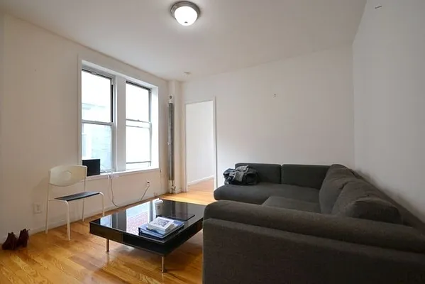 Rented by Bold New York | media 5