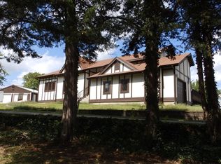 94 Lakeview Cir, Alma, KS 66401