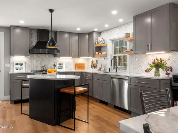 594 Shunpike Rd, Sheffield, MA 01257