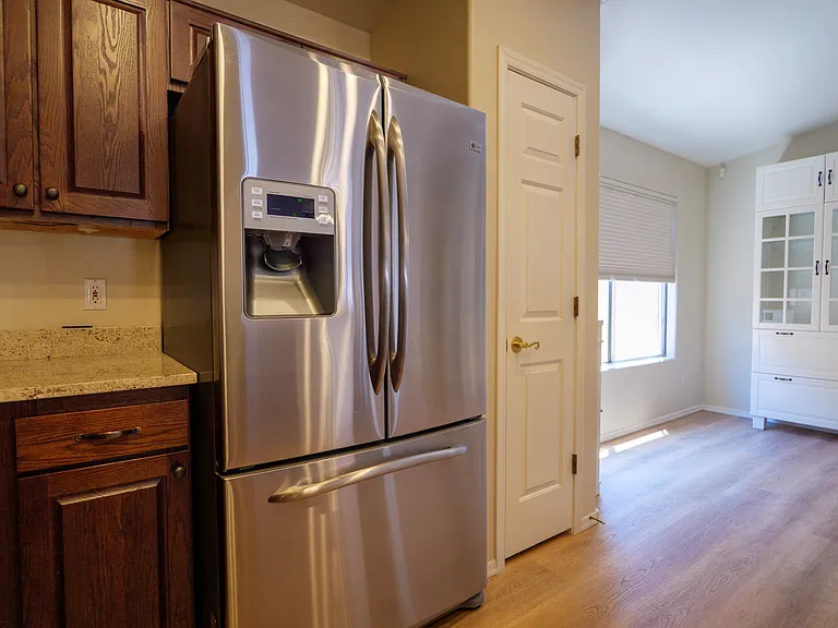 4926 N Sabino Gulch Ct — Photo 5
