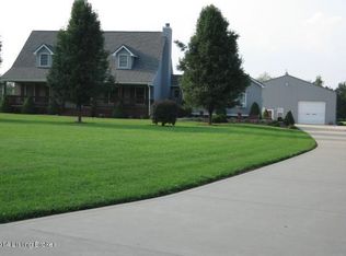 7077 Beech Grove Rd, Lebanon Junction, KY 40150