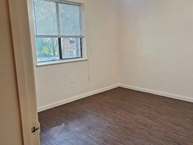 109 SE 16th Ave #Q101 — Photo 12