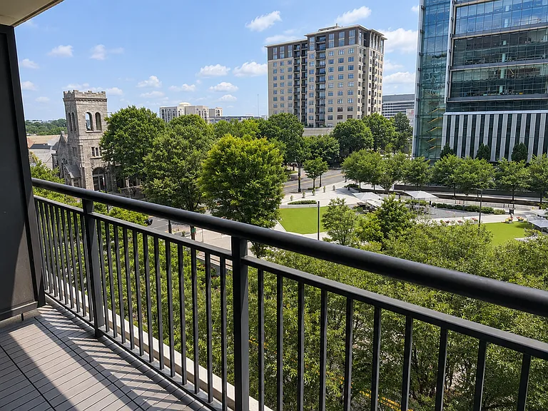 620 Peachtree St NE #609 — Photo 4