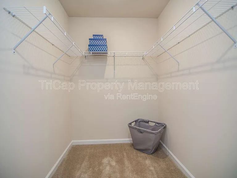 335 White Oak Ridge Dr — Photo 7