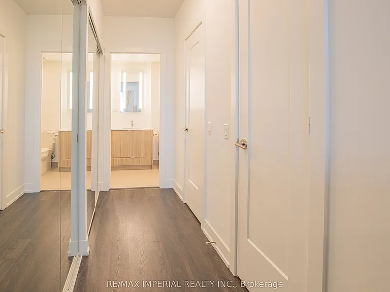 20 Inn On The Park Dr #834 — Photo 12