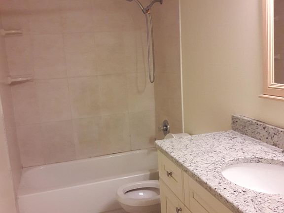 5th image of 10112 Pepperidge Ct