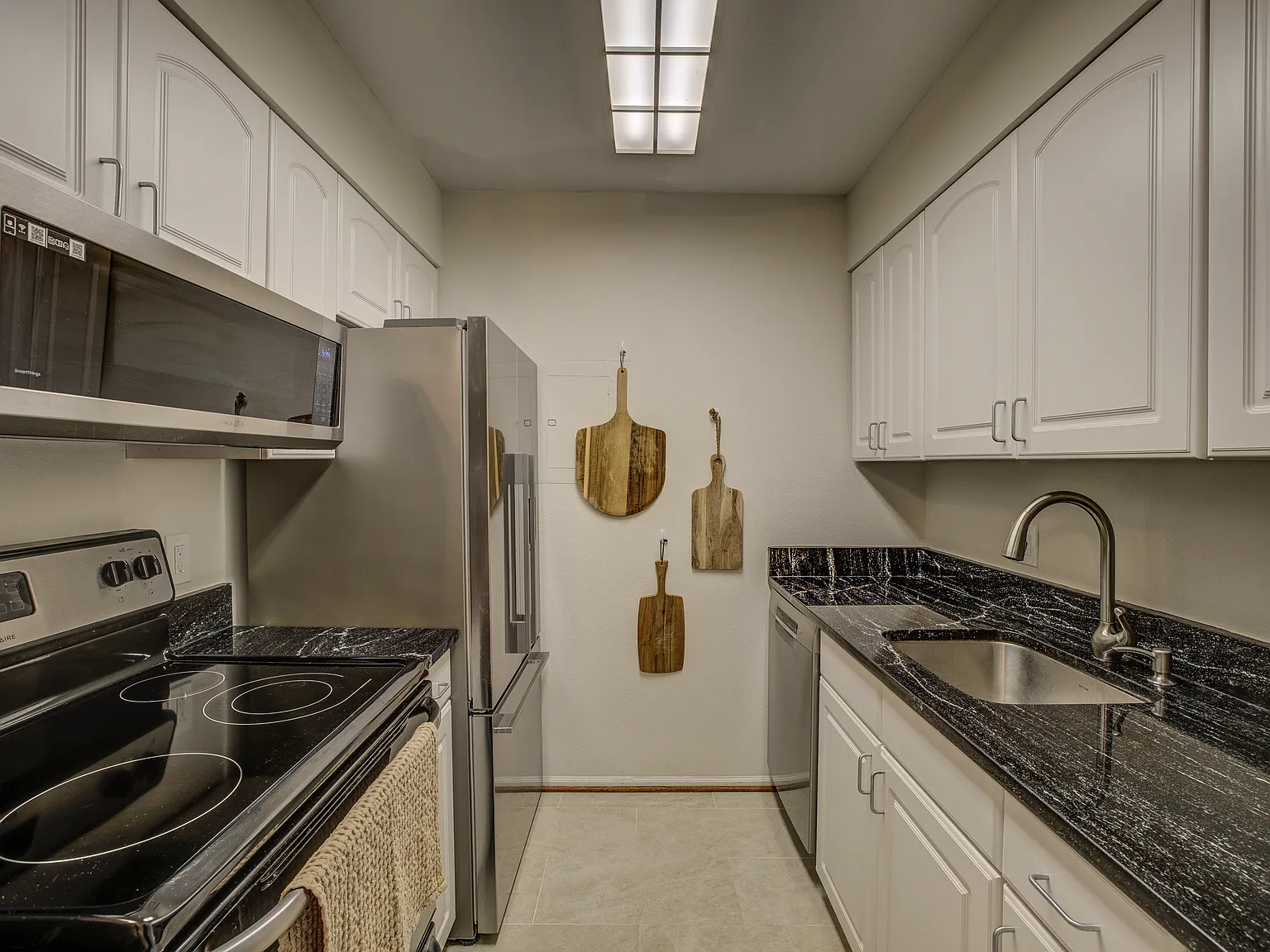 1 bed, 788 sqft, $2,400 — Photo 3