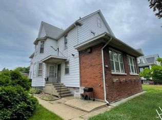 1026 Lenox Ave #1R, North Chicago, IL 60064