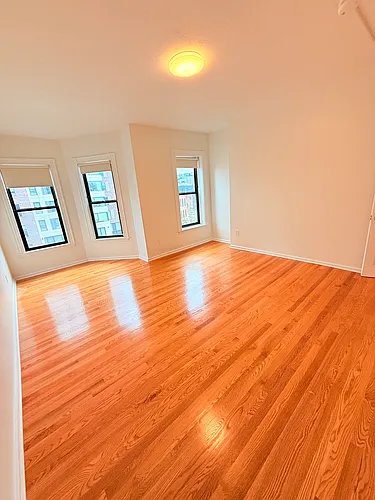 434 Massachusetts Ave #4 Photo 1