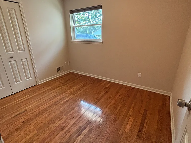10498 King Rd — Photo 18